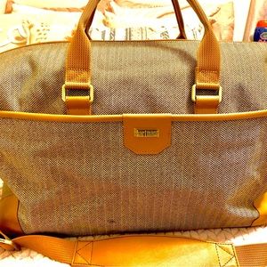 Large Hartman herringbone duffle bag. Excellent condition.